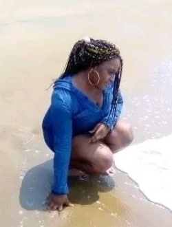 Profil de Danielle, une femme célibataire de 33 ans à Douala