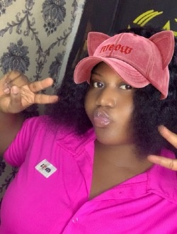 Profil de Francisca, une femme célibataire de 24 ans à Kumasi