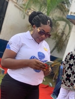 Profil de Kim, une femme célibataire de 41 ans à Yaoundé