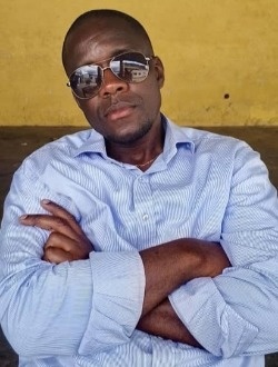 Profil de Romuald, un homme célibataire de 42 ans à Grand-Bassam