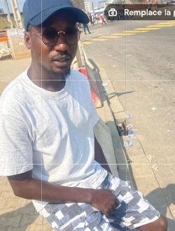 Profil de Yaya, un homme célibataire de 33 ans à Nantes