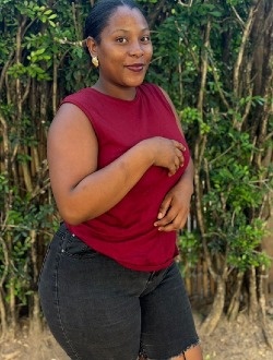 Profil de Melanie, une femme célibataire de 24 ans à 67 Ha