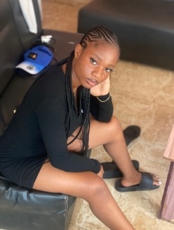 Profil de Favvy ❤️, une femme célibataire de 20 ans à Benin City
