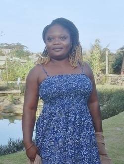 Profil de Yvette, une femme célibataire de 36 ans à Lomé