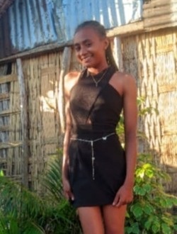 Profil de Lauriane, une femme célibataire de 19 ans à Toamasina