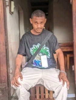 profile picture 0