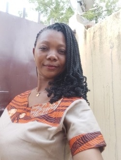 Profil de Merveille, une femme célibataire de 43 ans à Garoua