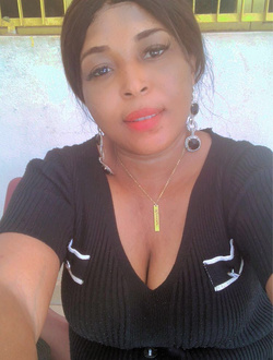 Profil de Rosine, une femme célibataire de 35 ans à Bamako