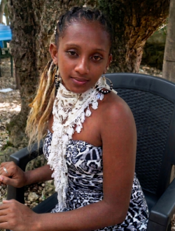 Profil de Rilicette, une femme célibataire de 33 ans à Antalaha