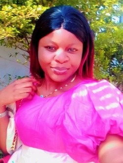 Profil de Falone, une femme célibataire de 22 ans à Kinshasa Nongo