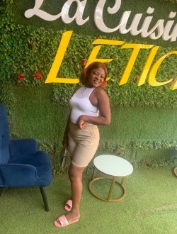 Profil de Marie Luise, une femme célibataire de 25 ans à Yaoundé