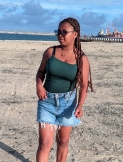 Profil de Elinah, une femme célibataire de 22 ans à Antananarivo