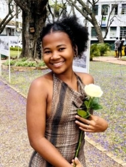 Profil de Corissina, une femme célibataire de 18 ans à 1ER Arrondissement