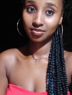 Profil de Malà, une femme célibataire de 32 ans à Antsiranana