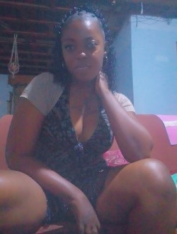 Profil de Anissalov, une femme célibataire de 40 ans à Yaoundé