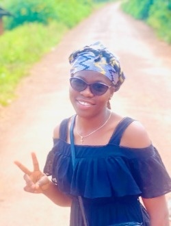 Profil de Ninel, une femme célibataire de 23 ans à Douala