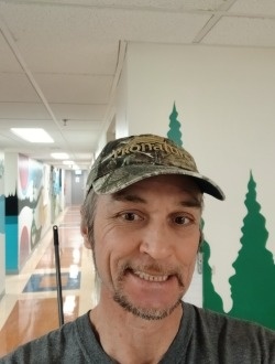 Profil de Yan, un homme célibataire de 49 ans à Roberval