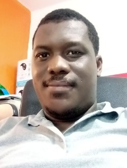 Profil de Edy, un homme célibataire de 46 ans à Abi