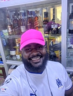 Profil de Darren, un homme célibataire de 27 ans à Douala