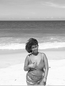 Profil de Asnah, une femme célibataire de 20 ans à Toamasina