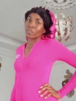 Profil de Liliane, une femme célibataire de 32 ans à Yaoundé
