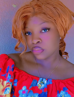 Profil de Aïda, une femme célibataire de 25 ans à Bobo-Dioulasso