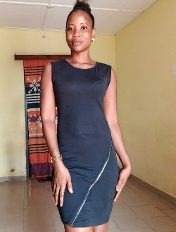 Profil de Lora, une femme célibataire de 30 ans à Abi