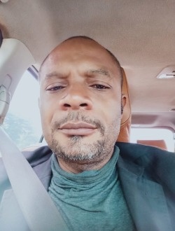 Profil de Euclide, un homme célibataire de 47 ans à Ngoyo