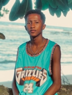 Profil de Seprinisse, un homme célibataire de 19 ans à Antalaha