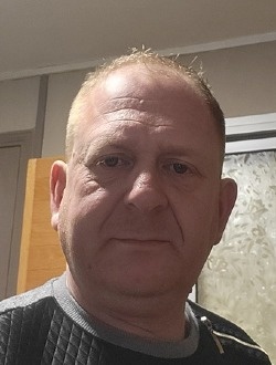 Profil de Valentin, un homme célibataire de 45 ans à Compiègne