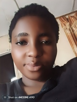 Profil de Divine, une femme célibataire de 23 ans à Kinsa