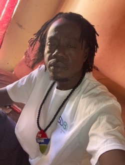 Profil de Mustapha, un homme célibataire de 40 ans à Serrekunda
