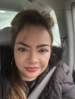 Profil de Maria, une femme célibataire de 43 ans à Brema-Hamburga archidiocese