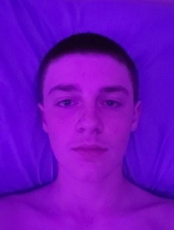 Profil de Mfifteenpalmetto, un homme célibataire de 18 ans à Palmetto Bay