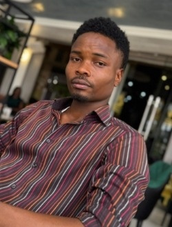 Profil de Larry, un homme célibataire de 27 ans à Yaoundé