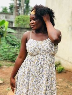 Profil de Maria, une femme célibataire de 26 ans à Yaoundé