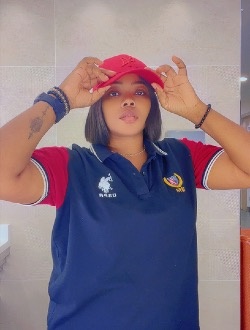 Profil de Nadège, une femme célibataire de 35 ans à Douala