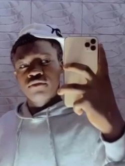 Profil de Carmel, un homme célibataire de 20 ans à Aného