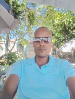 Profil de Obed Charles, un homme célibataire de 41 ans à Cayes-Jacmel