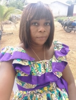 Profil de Sidonie, une femme célibataire de 37 ans à Kribi