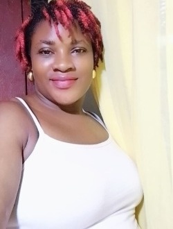 Profil de Marie Solange, une femme célibataire de 30 ans à Yaoundé