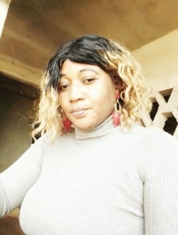 Profil de Stephanie, une femme célibataire de 41 ans à Yaoundé