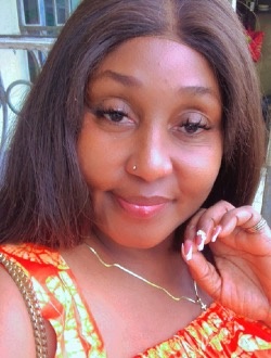 Profil de Emma, une femme célibataire de 38 ans à Dou-la-Poka