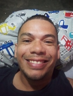 Profil de Eduardo, un homme célibataire de 33 ans à Maracay