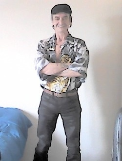 Profil de Anthony, un homme célibataire de 63 ans à Bordeaux