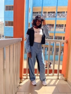 Profil de Fatima, une femme célibataire de 22 ans à Abi