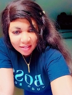 Profil de Karlla, une femme célibataire de 41 ans à Liège