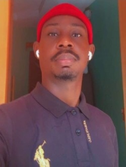 Profil de Landry, un homme célibataire de 34 ans à Daloa