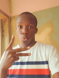 Profil de Thierr, un homme célibataire de 19 ans à Lomé