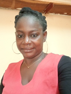 Profil de Divine, une femme célibataire de 42 ans à Lomé